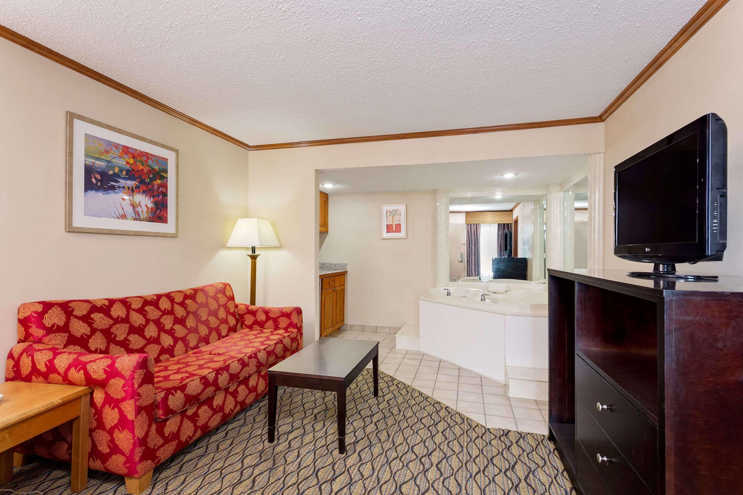 เบย์มอนต์ บาย วินด์แฮม คาลามาซู อีสต์ Hotel คาลาเมซู ภายนอก รูปภาพ