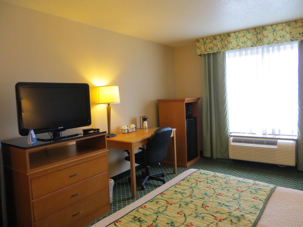 เบย์มอนต์ บาย วินด์แฮม คาลามาซู อีสต์ Hotel คาลาเมซู ภายนอก รูปภาพ